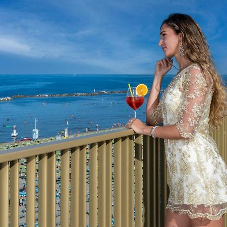 Hotel Teti Μπελάρια-Ιτζέα Μαρίνα Εξωτερικό φωτογραφία