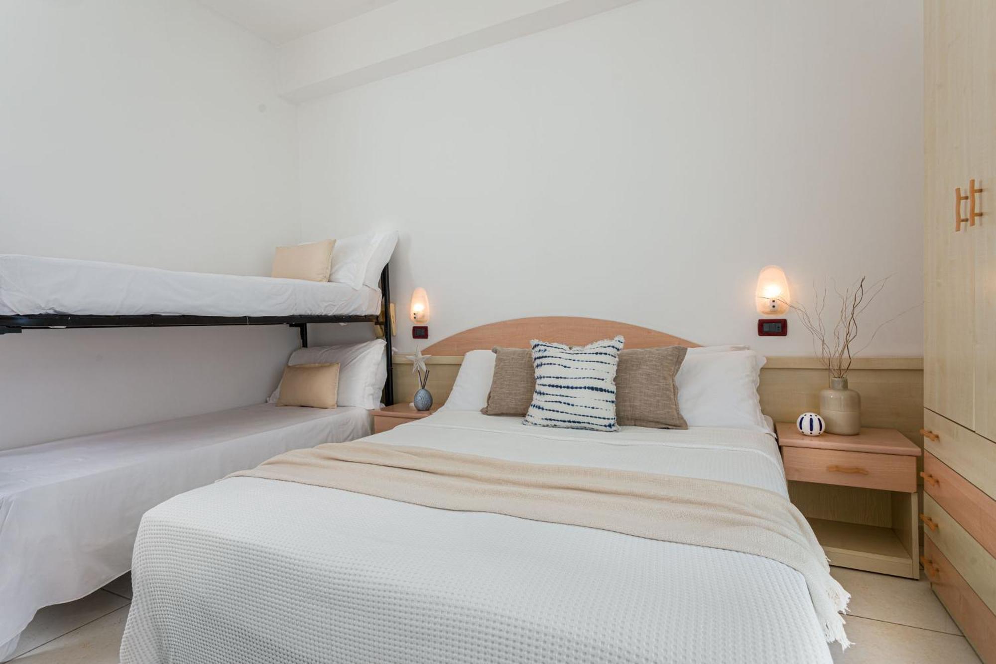 Hotel Teti Μπελάρια-Ιτζέα Μαρίνα Εξωτερικό φωτογραφία
